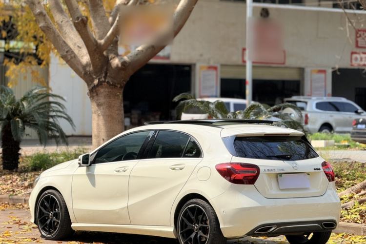 Used Mercedes-Benz A-Class 2016 A 200 Fashion Model Exterior 2