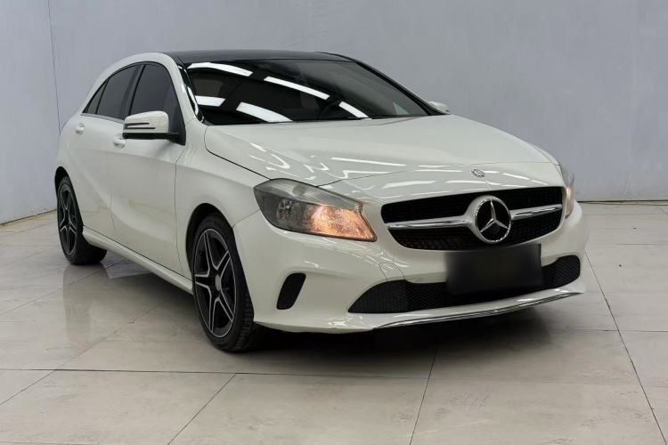Used Mercedes-Benz A-Class 2016 A 180 Exterior 2