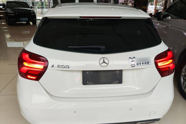Used Mercedes-Benz A-Class 2016 A 200 Fashion Model Exterior 4