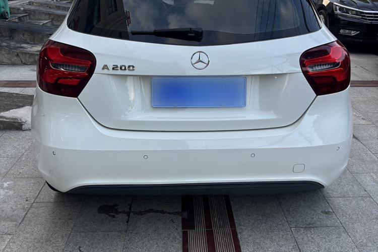 Used Mercedes-Benz A-Class 2016 A 200 Dynamic Edition Exterior 4