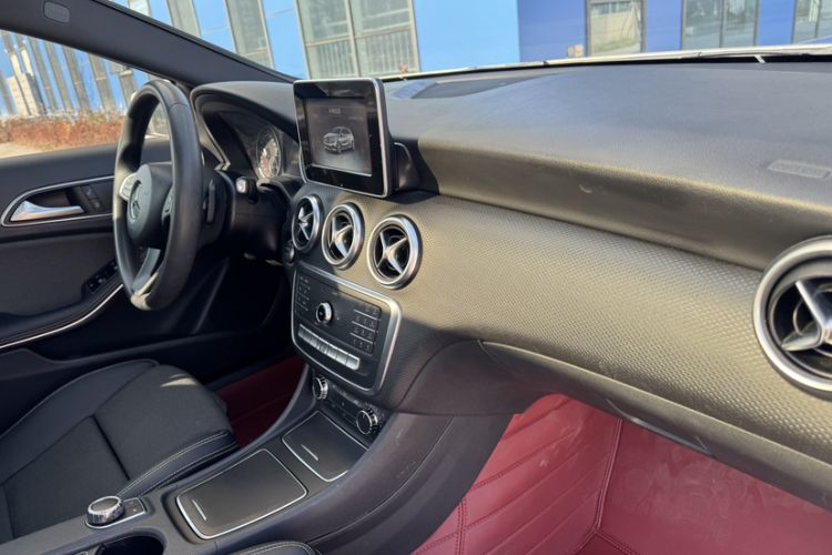 Used Mercedes-Benz A-Class 2016 A 180 Exterior 4