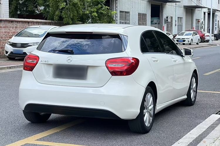 Used Mercedes-Benz A-Class 2016 A 180 Exterior 5