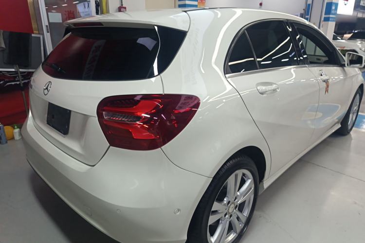 Used Mercedes-Benz A-Class 2016 A 200 Dynamic Edition Exterior 5