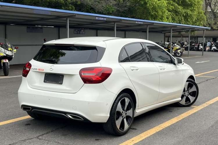 Used Mercedes-Benz A-Class 2016 A 200 Fashion Model Exterior 5