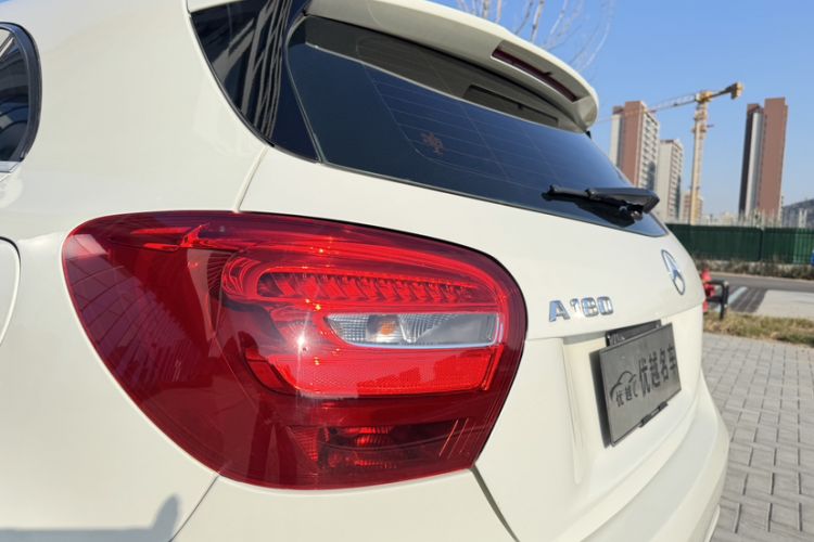 Used Mercedes-Benz A-Class 2016 A 180 Exterior 6