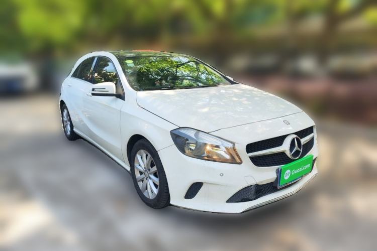 Used Mercedes-Benz A-Class 2016 A 180 Front Right 45 Deg