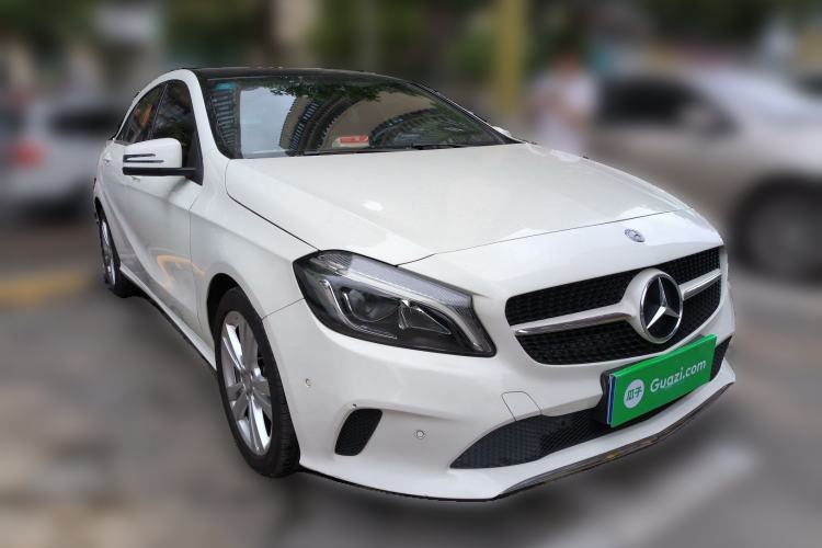 Used Mercedes-Benz A-Class 2016 A 200 Dynamic Edition Front Right 45 Deg