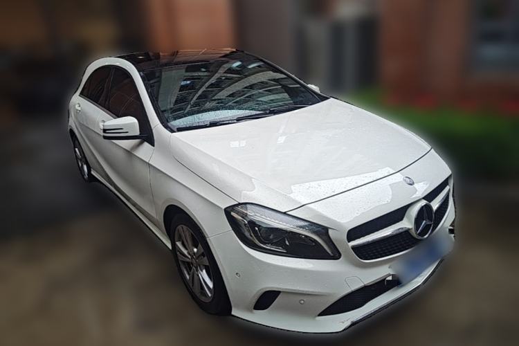 Used Mercedes-Benz A-Class 2016 A 200 Dynamic Edition Front Right 45 Deg