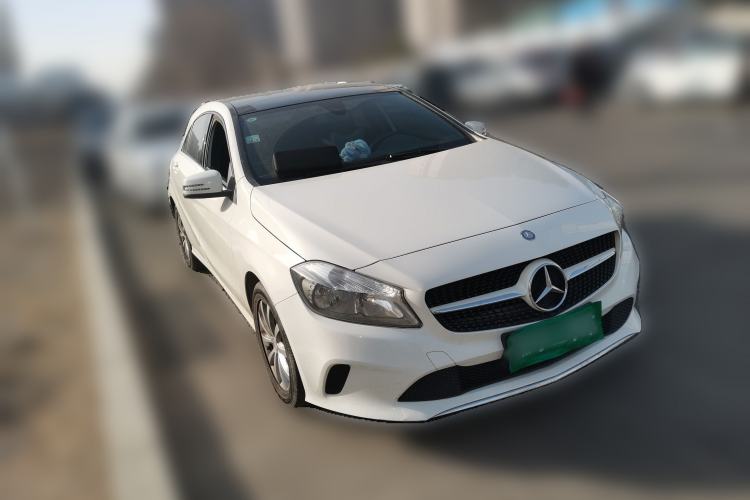Used Mercedes-Benz A-Class 2016 A 180 Front Right 45 Deg