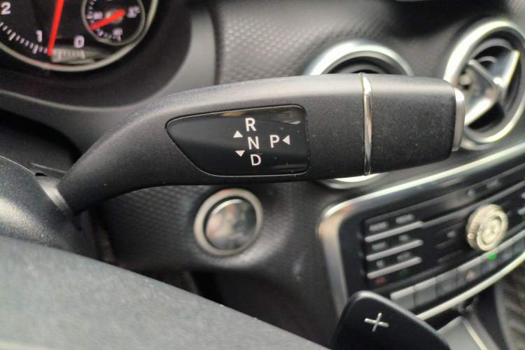 Used Mercedes-Benz A-Class 2016 A 200 Dynamic Edition Gear Lever