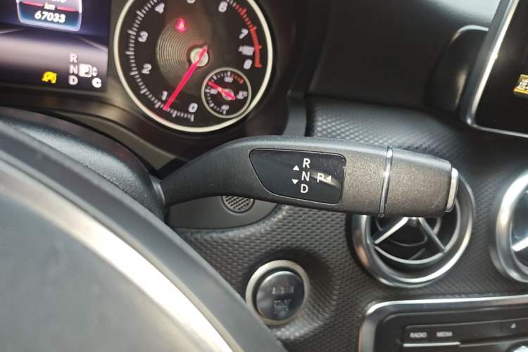 Used Mercedes-Benz A-Class 2016 A 200 Dynamic Edition Gear Lever