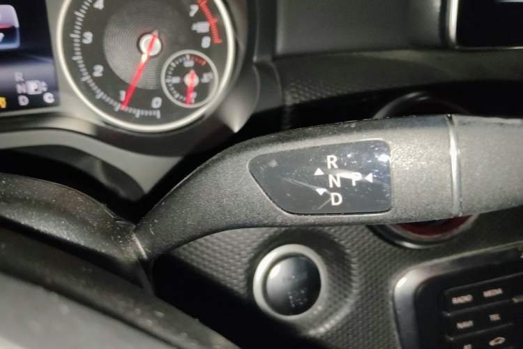 Used Mercedes-Benz A-Class 2016 A 200 Dynamic Edition Gear Lever