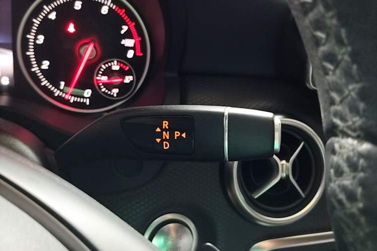 Used Mercedes-Benz A-Class 2016 A 200 Dynamic Edition Gear Lever