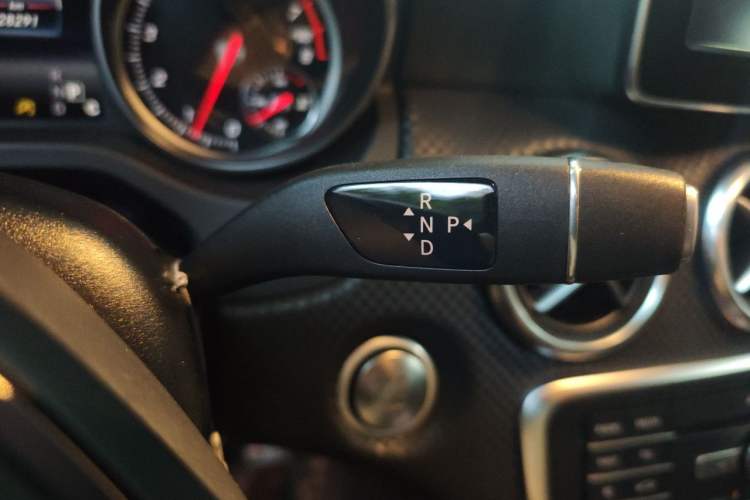 Used Mercedes-Benz A-Class 2016 A 200 Fashion Model Gear Lever