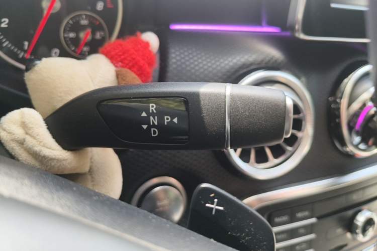 Used Mercedes-Benz A-Class 2016 A 200 Dynamic Edition Gear Lever