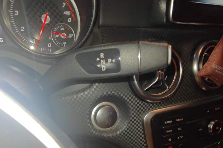Used Mercedes-Benz A-Class 2016 A 200 Fashion Model Gear Lever