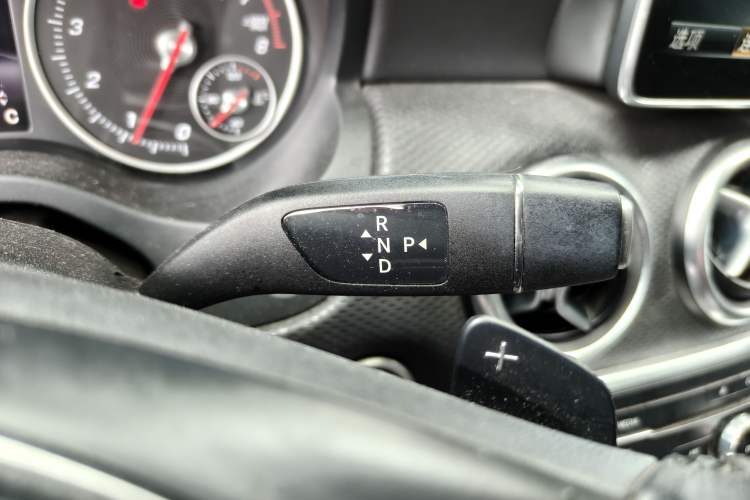 Used Mercedes-Benz A-Class 2016 A 200 Dynamic Edition Gear Lever