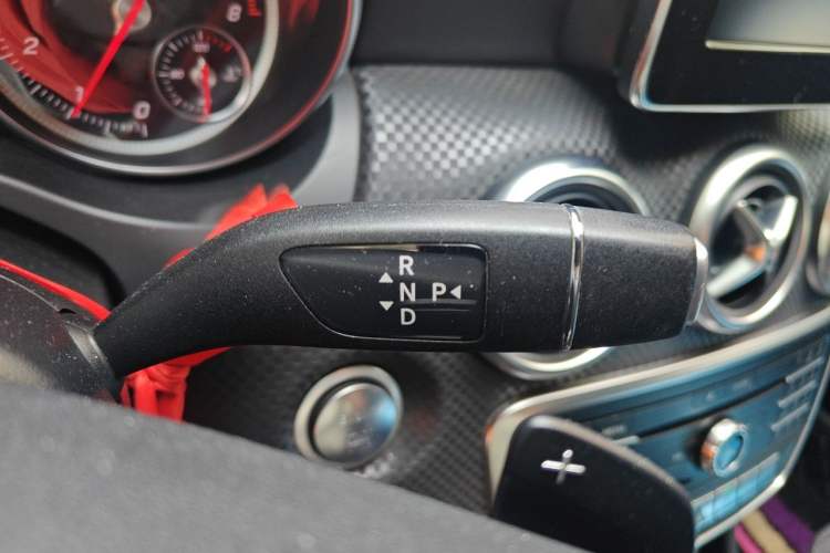 Used Mercedes-Benz A-Class 2016 A 200 Fashion Model Gear Lever