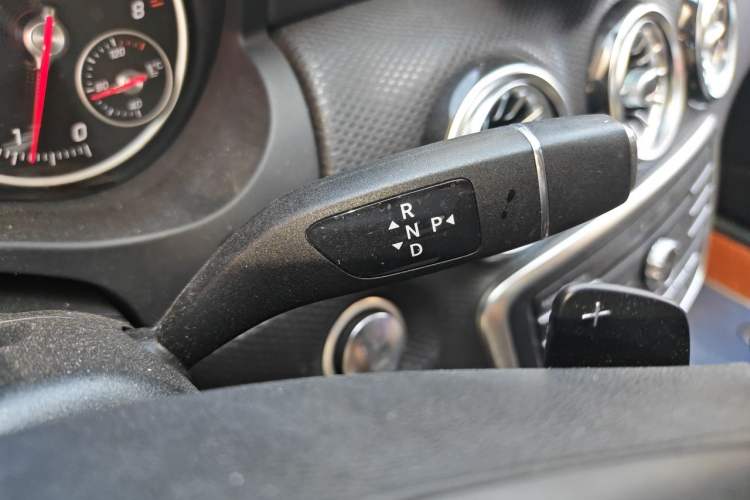 Used Mercedes-Benz A-Class 2016 A 200 Dynamic Edition Gear Lever