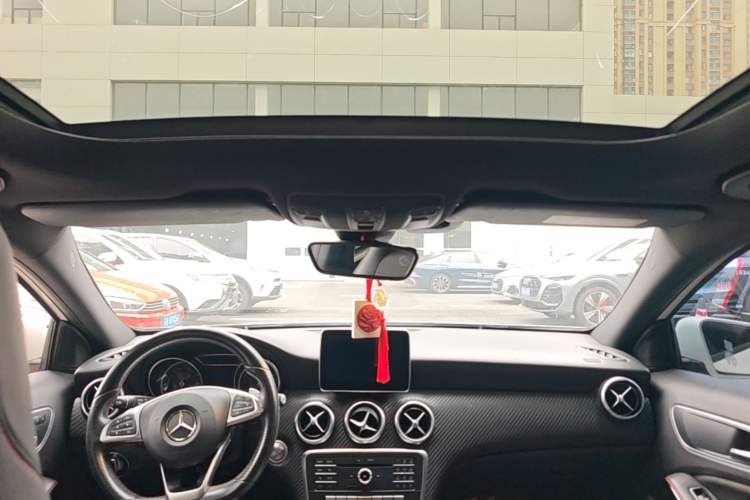 Used Mercedes-Benz A-Class 2016 A 200 Sport model Headliner