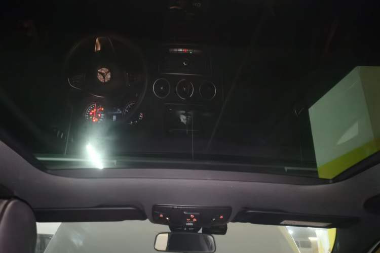 Used Mercedes-Benz A-Class 2016 A 200 Dynamic Edition Headliner