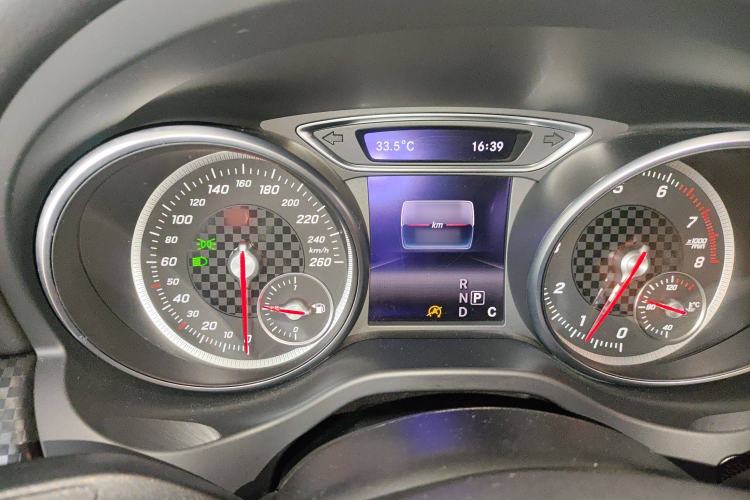 Used Mercedes-Benz A-Class 2016 A 200 Fashion Model Instrument Cluster