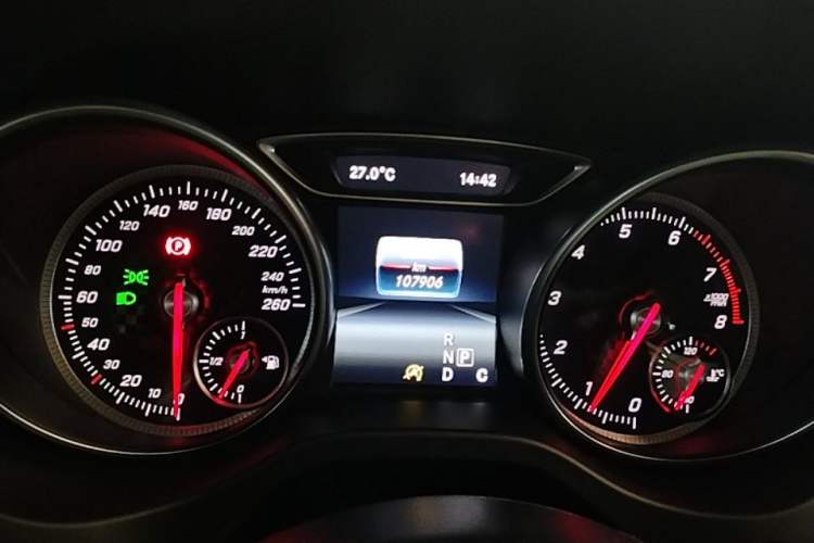 Used Mercedes-Benz A-Class 2016 A 200 Fashion Model Instrument Cluster