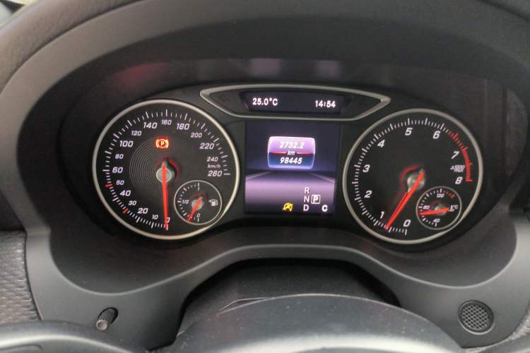 Used Mercedes-Benz A-Class 2016 A 200 Dynamic Edition Instrument Cluster