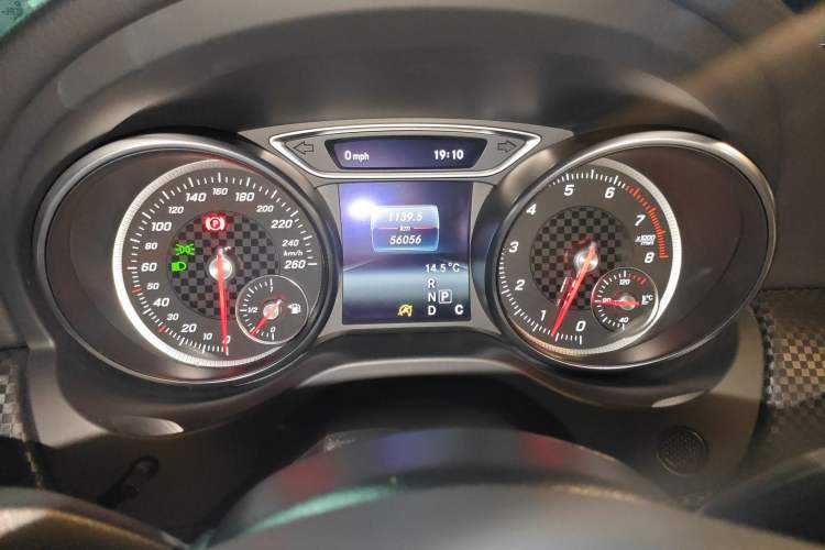 Used Mercedes-Benz A-Class 2016 A 200 Fashion Model Instrument Cluster