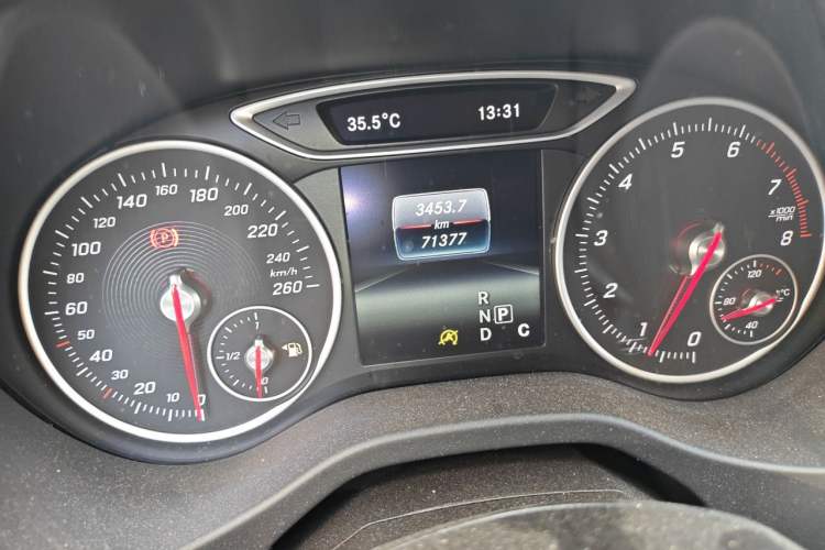 Used Mercedes-Benz A-Class 2016 A 200 Dynamic Edition Instrument Cluster