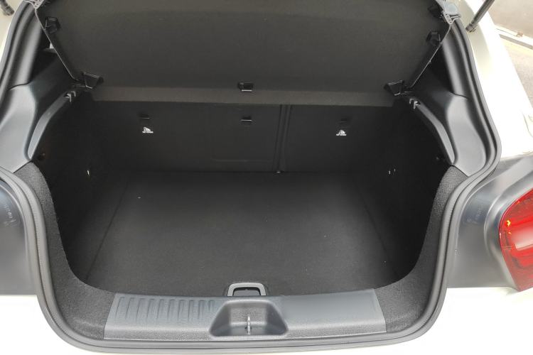 Used Mercedes-Benz A-Class 2016 A 200 Fashion Model Interior 12