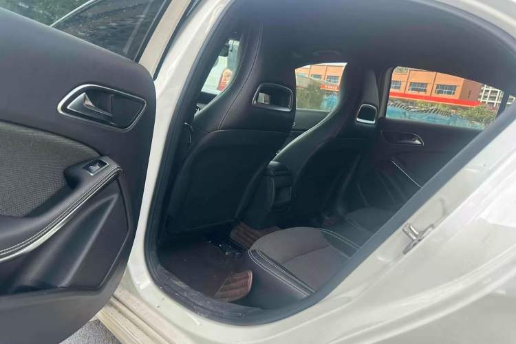 Used Mercedes-Benz A-Class 2016 A 200 Dynamic Edition Interior 2