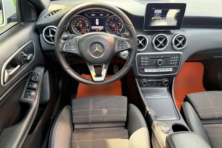 Used Mercedes-Benz A-Class 2016 A 200 Fashion Model Interior 2