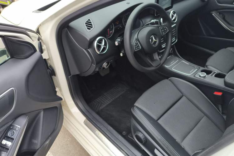 Used Mercedes-Benz A-Class 2016 A 180 Interior 3