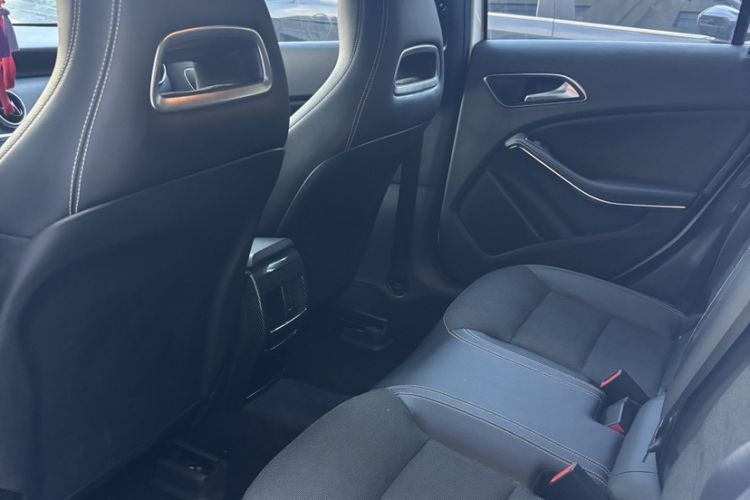 Used Mercedes-Benz A-Class 2016 A 200 Dynamic Edition Interior 3