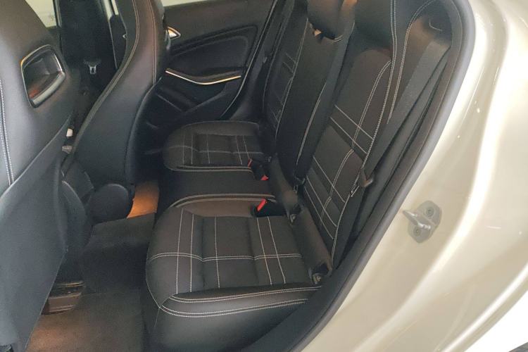 Used Mercedes-Benz A-Class 2016 A 200 Fashion Model Interior 4