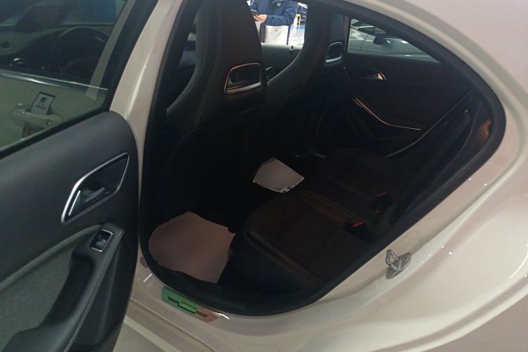 Used Mercedes-Benz A-Class 2016 A 200 Dynamic Edition Interior 4