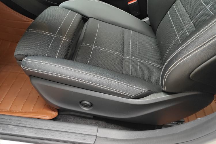 Used Mercedes-Benz A-Class 2016 A 200 Fashion Model Interior 5