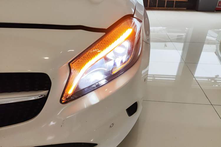 Used Mercedes-Benz A-Class 2016 A 200 Fashion Model Left Front Headlight
