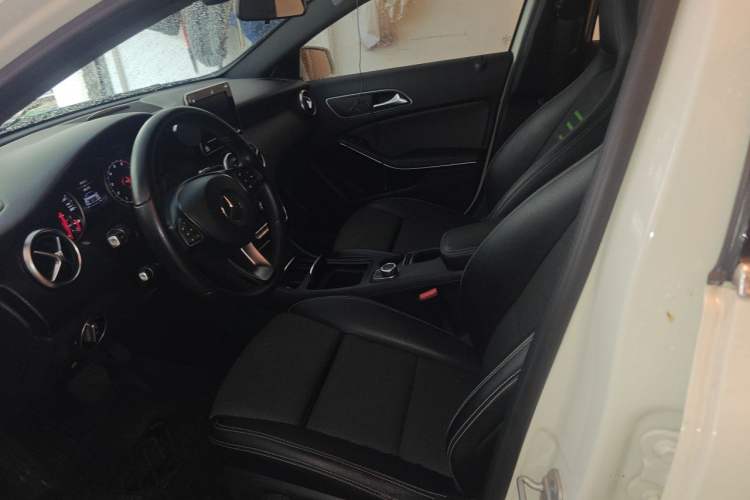 Used Mercedes-Benz A-Class 2016 A 200 Dynamic Edition Left Front Seat