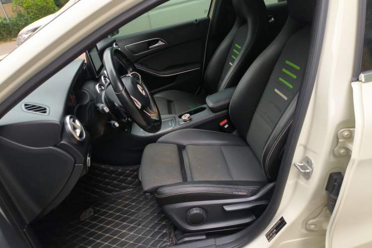Used Mercedes-Benz A-Class 2016 A 200 Dynamic Edition Left Front Seat