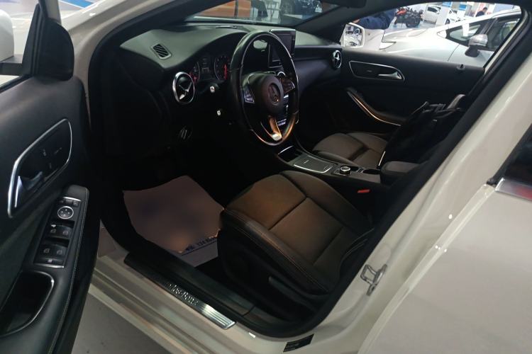 Used Mercedes-Benz A-Class 2016 A 200 Dynamic Edition Left Front Seat