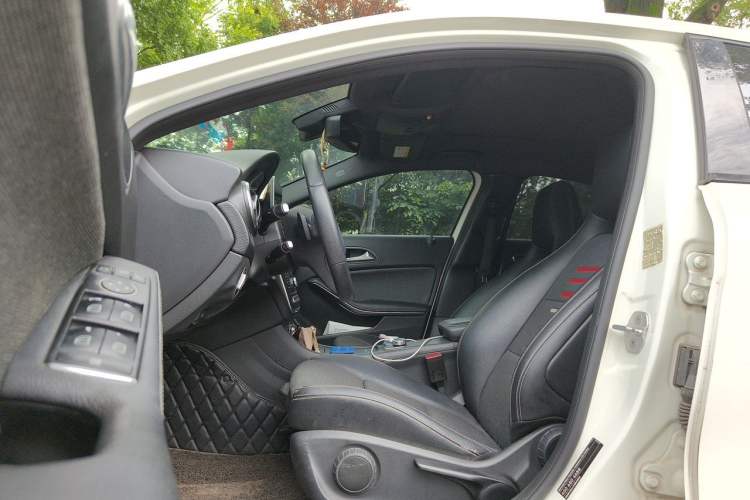 Used Mercedes-Benz A-Class 2016 A 200 Dynamic Edition Left Front Seat