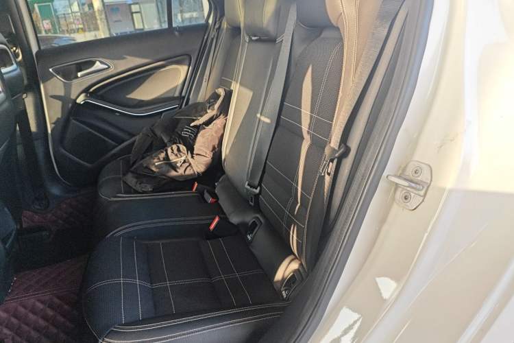 Used Mercedes-Benz A-Class 2016 A 200 Fashion Model Left Rear Seat
