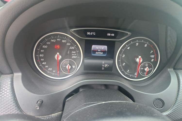 Used Mercedes-Benz A-Class 2016 A 180 Odometer Close Up