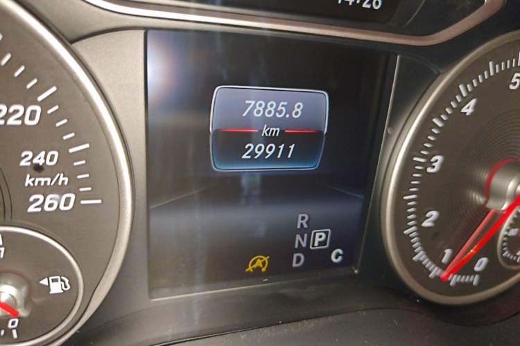 Used Mercedes-Benz A-Class 2016 A 180 Odometer Close Up