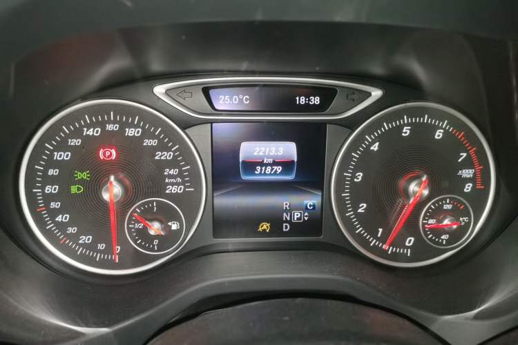 Used Mercedes-Benz A-Class 2016 A 200 Dynamic Edition Odometer Close Up