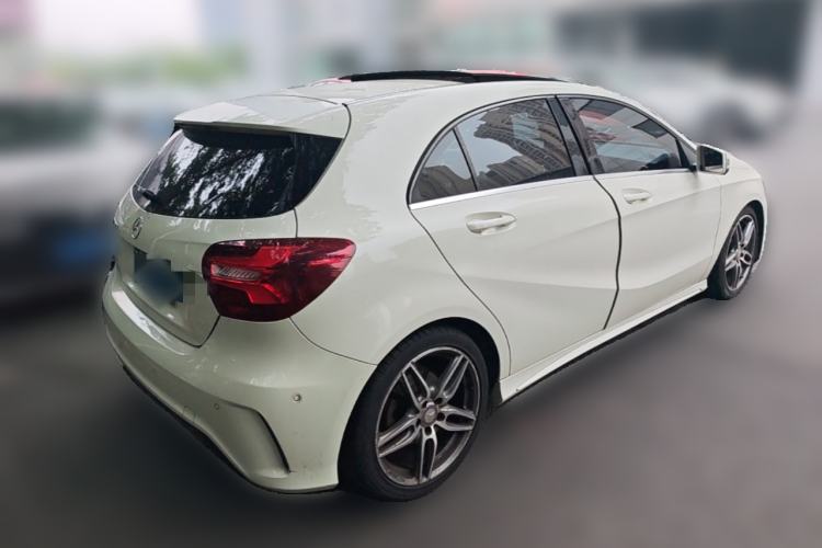 Used Mercedes-Benz A-Class 2016 A 200 Sport model Rear Right 45 Deg