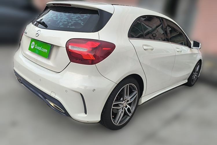 Used Mercedes-Benz A-Class 2016 A 200 Sport model Rear Right 45 Deg