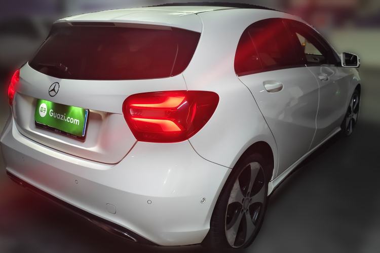Used Mercedes-Benz A-Class 2016 A 200 Fashion Model Rear Right 45 Deg